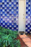 Painel de azulejos, Entrequadras 307/308 Sul, Igrejinha Nossa Senhora de Fátima, 1957. <em>Foto: Ricardo Padue</em>